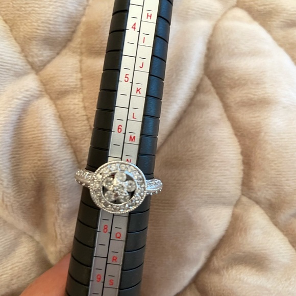 3 sterling silver and cubic zirconia rings - Picture 2 of 15